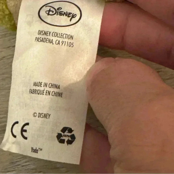 Disney Store Tsum Tsum Yoda Jedi Master Star Wars 3.5" Stackable Mini Plush - Picture 7 of 11